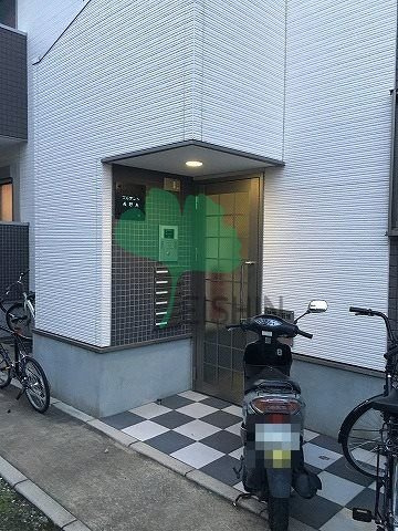 プルデント美野島のエントランス