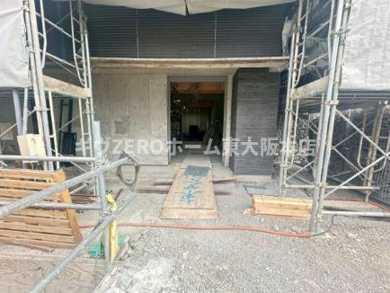 ファステート大阪アステールのエントランス