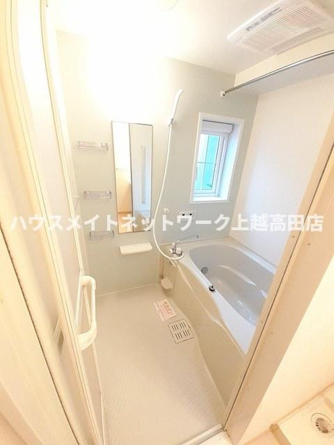 ビレッジケイツⅢの浴室|追焚機能付