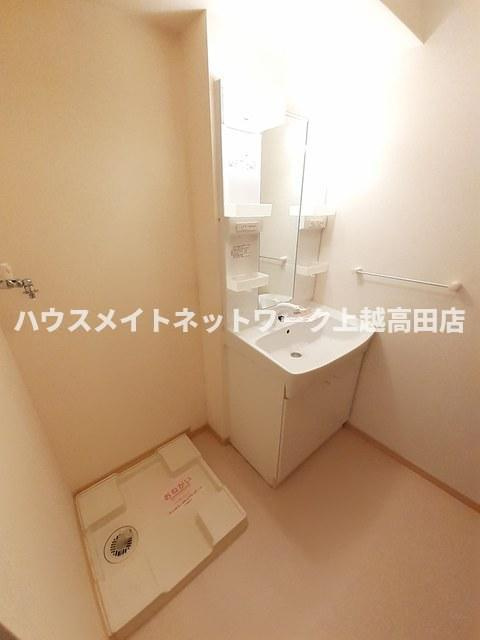 ビレッジケイツⅢの洗面所|洗髪洗面化粧台