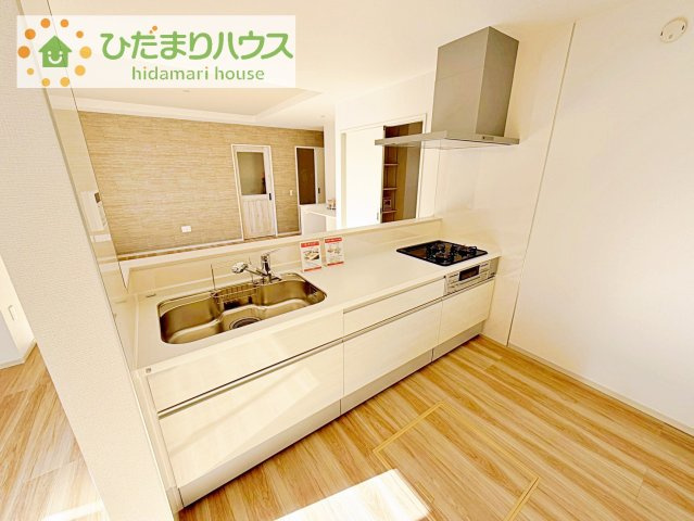 【キッチン】 | 牛久市南16期　新築戸建 | 料理をしながらでも、ご家族との会話を楽しめる対面式キッチン♪