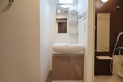 【独立洗面台】 | La Douceur梅田West