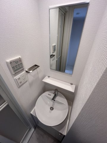 大阪市都島区中野町５丁目の賃貸マンションの洗面所