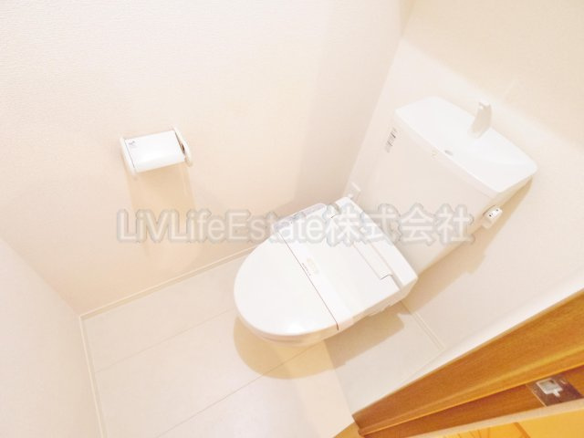 小平市小川町２丁目のアパートのトイレ