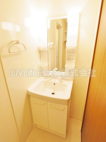 小平市小川町２丁目のアパートの洗面所