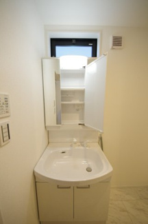 【独立洗面台】 | 【仲介手数料無料！！】日野市日野本町4丁目　新築戸建て（全2棟）2号棟　6590万円