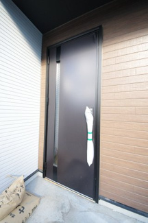 【玄関】 | 【仲介手数料無料！！】日野市日野本町4丁目　新築戸建て（全2棟）2号棟　6590万円