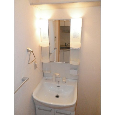 サンシャテロ湘南の洗面所