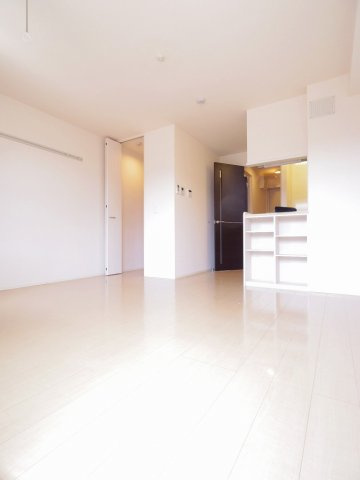 グランエスポワールの居間・リビング