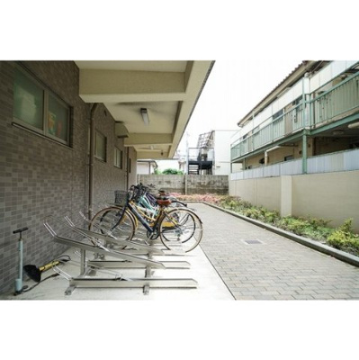 【駐車場】 | プレデパルク３ | 駐輪場