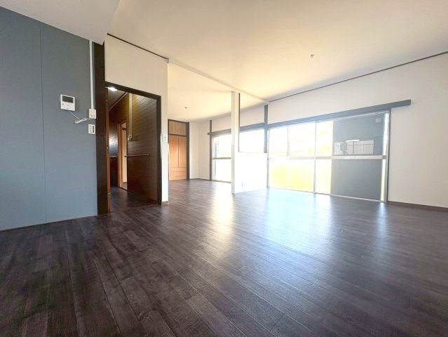 【居間・リビング】