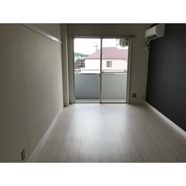 川崎市多摩区菅稲田堤２丁目の賃貸マンションの居間・リビング|※他部屋参考写真