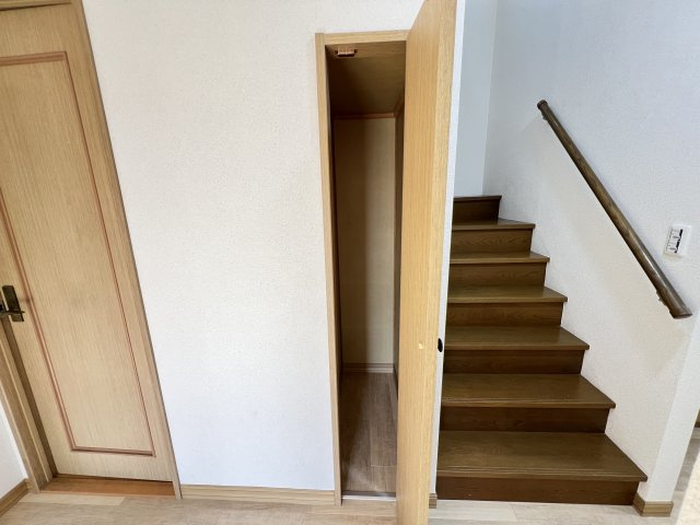 下弁財町津興戸建てのその他