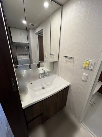 サンクレイドル桜街道レジデンスの独立洗面台|洗面化粧台