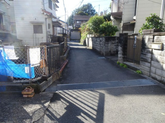 【前面道路含む現地写真】 | 川西市花屋敷1丁目16　中古一戸建て