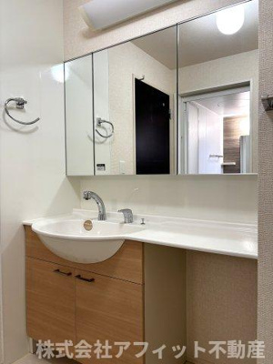 【洗面所】 | アクイーユ平成台 | 洗髪洗面化粧台