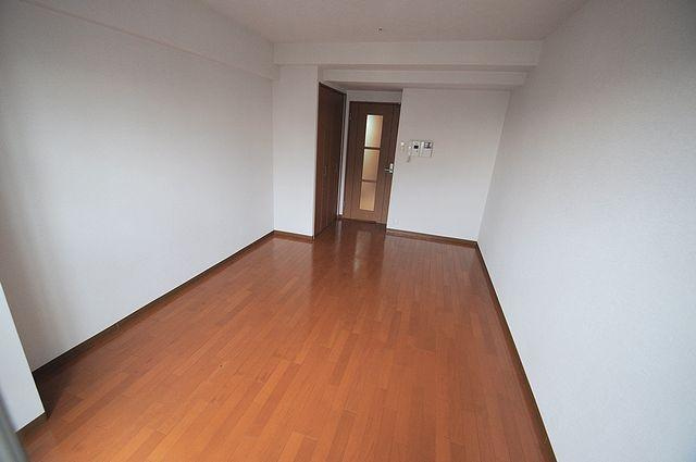 大阪市城東区今福東１丁目の賃貸マンションのエントランス