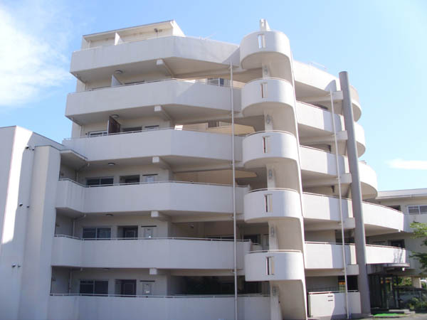 高石市西取石１丁目のアパート