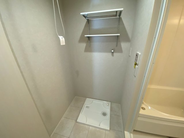 松ノ内町戸建の玄関