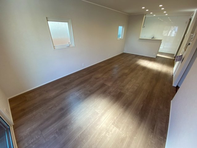 松ノ内町戸建の居間・リビング