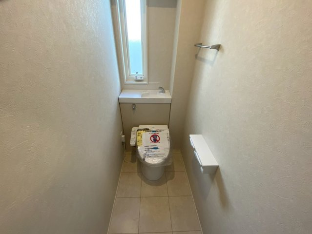 松ノ内町戸建のトイレ