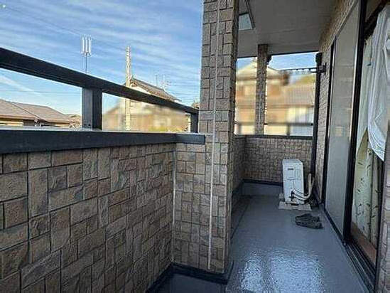 【バルコニー】