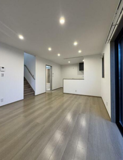 【居間・リビング】 | 川戸町戸建２