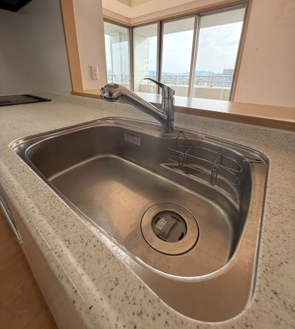 エイルマンション新潟駅南ロゼアのキッチン