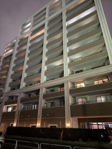 エイルマンション新潟駅南ロゼアの外観