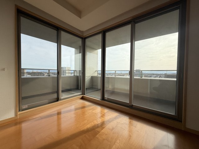 エイルマンション新潟駅南ロゼアの居間・リビング