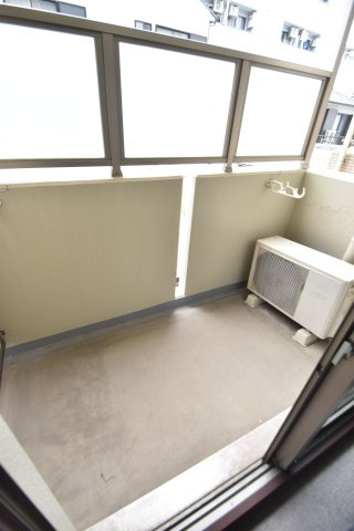 大阪市都島区内代町１丁目の賃貸マンションのバルコニー