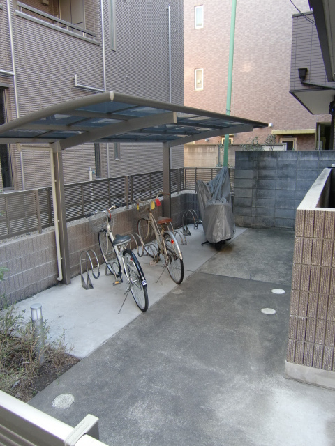 コンフォール東糀谷のその他共用部分|駐輪場