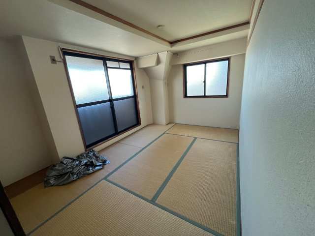 プレアール大日の和室