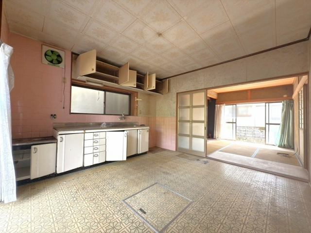 高知市一宮東町３丁目　中古一戸建てのダイニング