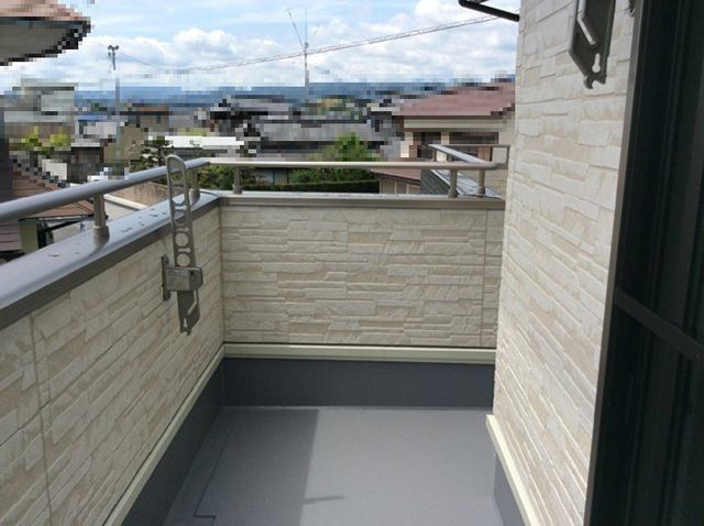 高知市介良　中古一戸建てのバルコニー|バルコニー付きです