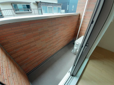 【バルコニー】 | ラッキータウン辻井