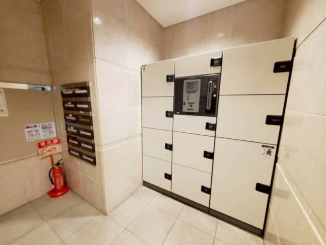 高知市梅ノ辻　　アルファステイツ梅ノ辻のその他共用部分|便利な宅配ボックス付き！不在時でも荷物を受け取れて安心です。