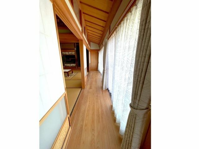 高知市春野町弘岡下　中古一戸建ての内装