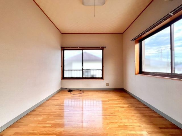 高知市横浜新町3丁目　中古一戸建てのその他|清潔感のある内装で、リフォーム後のアレンジもしやすい間取り。

