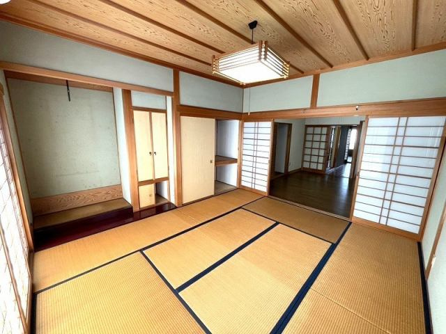 高知市幸町　中古一戸建ての和室|和室があれば、来客や子供用のスペースとして活躍します