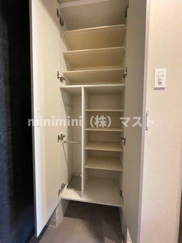 リヴェント難波ウエストの収納