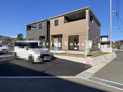【外観】 | 【仲介手数料０円】南足柄市塚原第35　新築一戸建て　2号棟　全3棟 | 南足柄市塚原第35　新築一戸建て　全3棟