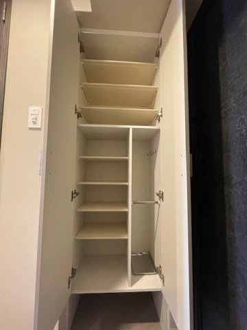 リヴェント難波ウエストの収納