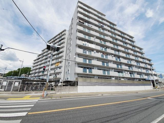 高知市朝倉西町2丁目　アーネスト針木の外観|物件の外観です