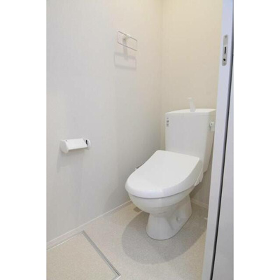 【トイレ】 | カルムカーサ高円寺 | 温水洗浄便座。