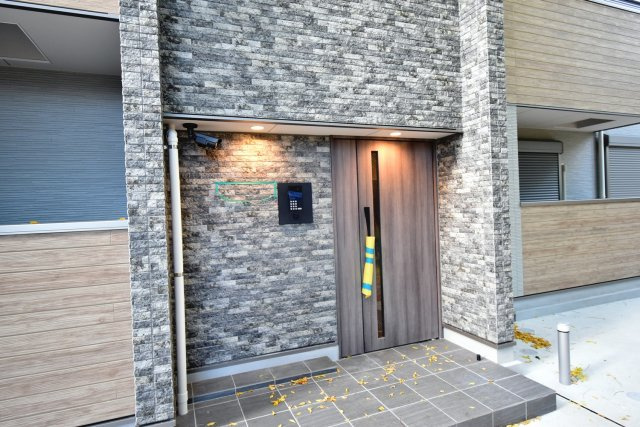 シェリル上鳴尾のエントランス