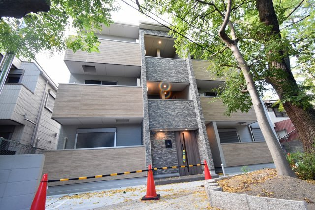 シェリル上鳴尾のその他