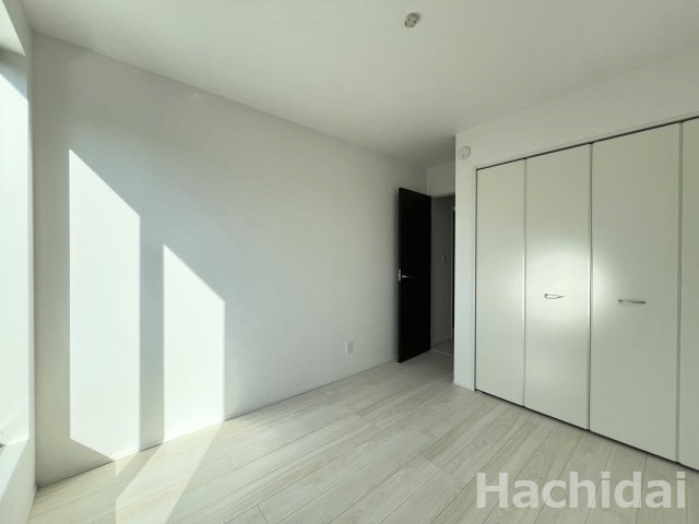 高浜市呉竹町4期2棟　新築一戸建の洋室|南側5.25帖洋室