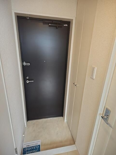 ドゥーエ両国の玄関