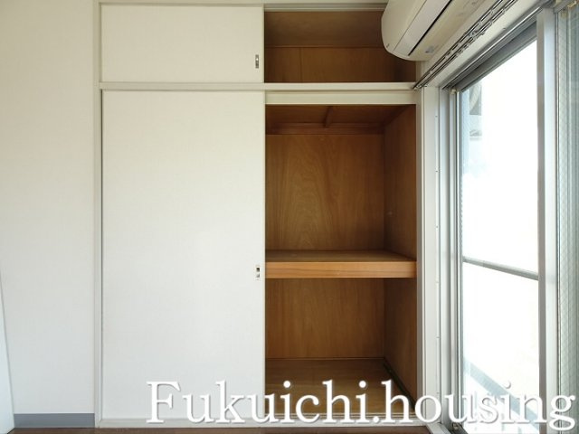 東松原フラッツの収納